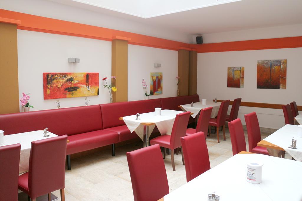 Hotel Carina Wien Exteriör bild